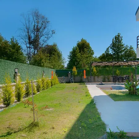 Villa Marvelous With Pool And Jacuzzi In Fethiye