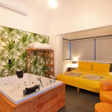 Marvelous With Pool And Jacuzzi In Villa Fethiye