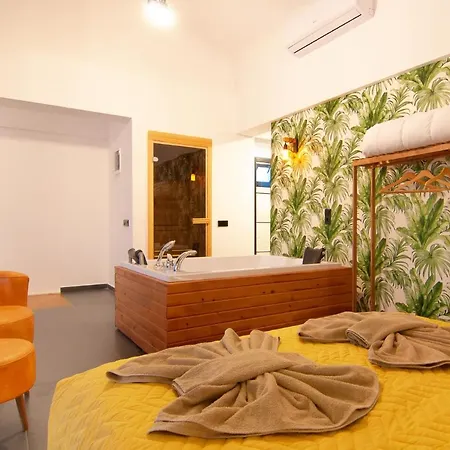 Marvelous With Pool And Jacuzzi In *